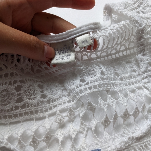 Summer Camisole 🏖️🌞🌺🌻 - Picture 3 of 4